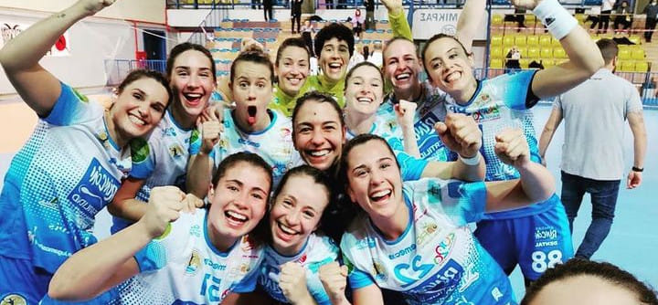 Кубок ЕГФ. В первом матче испанского противостояния в полуфинале турнира "Малага" одержала победу над "Атлетико"