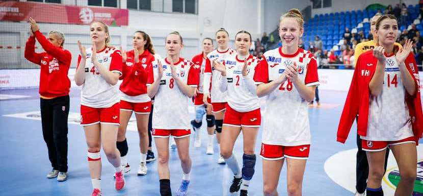ЧЕ-2024. 17 гандболисток сборной Хорватии готовятся к решающим матчам отборочного турнира