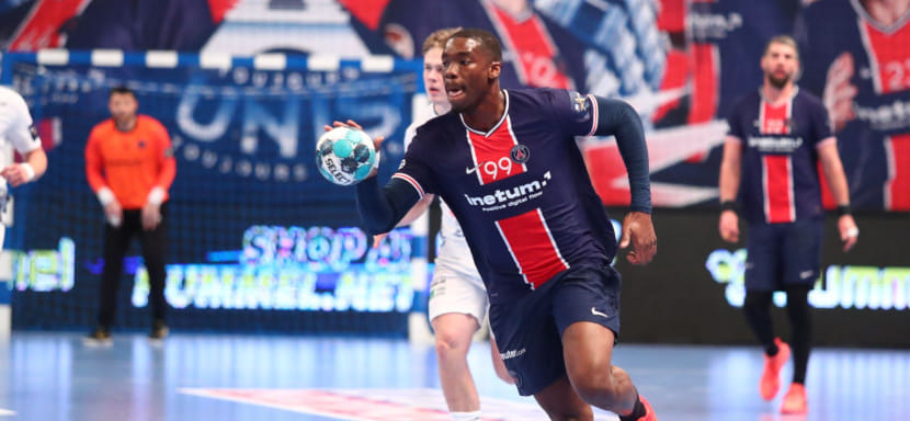 Лига чемпионов. Гол левого крайнего "ПСЖ" Диляна Наи признан лучшим в ответных четвертьфинальных матчах (ВИДЕО)