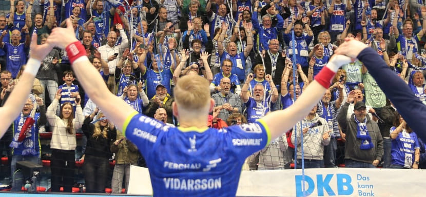 "Гуммерсбах" в гостях обыграл "Бергиш", "Вецлар" дома сыграл вничью со "Штутгартом" в мужском чемпионате Германии