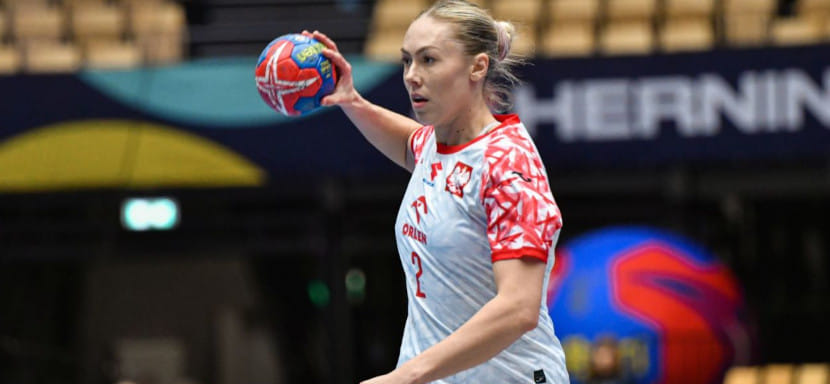 29-летняя левая полусредняя сборной Польши Александра Зимны стала гандболисткой румынской "Глории Бистрицы"