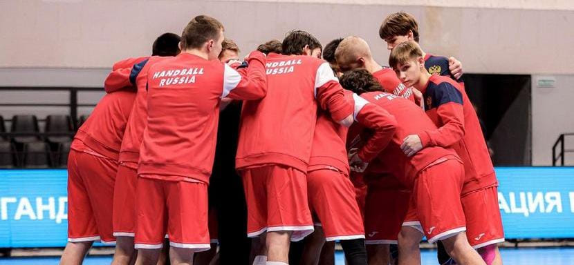 Известен состав юношеской сборной России U-17 на предстоящую тренировочную сессию в Сочи, стартующую в ближайший понедельник