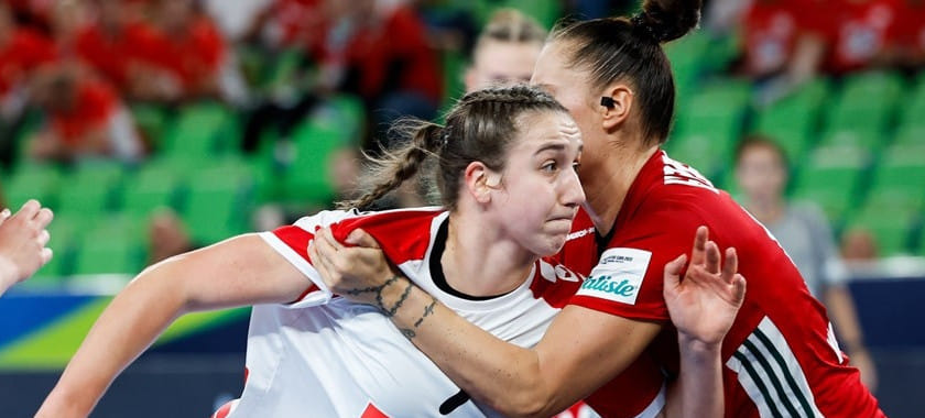 ЧЕ-2022. Турнир стартовал. Сборная Словении обыграла датчанок, Венгрия одержала волевую победу в матче с командой Швейцарии