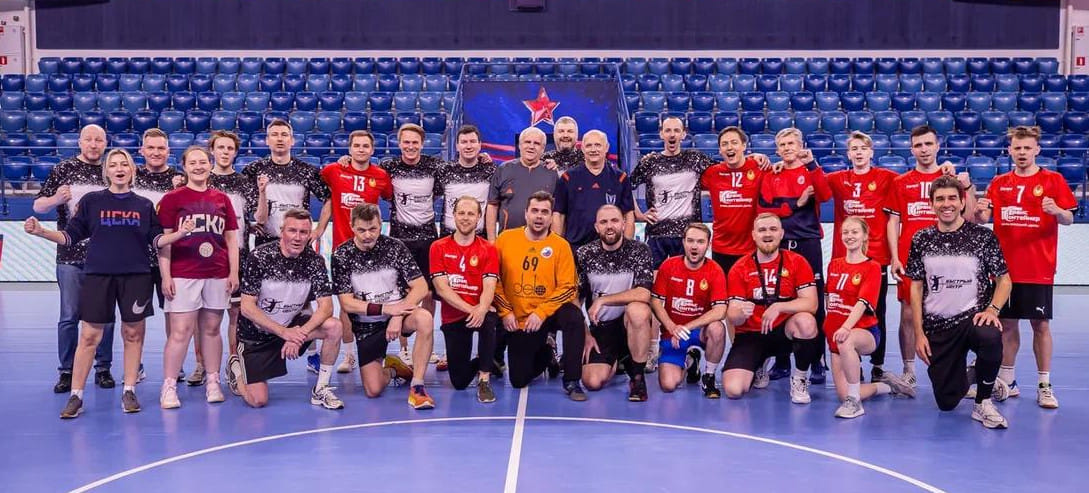 Нереальные пацаны и девчонки против реальных журналистов и селебрити. Суперразогрев перед матчем ЦСКА