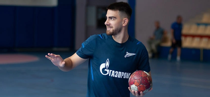 Никита Ильтинский: "Очень рад, что перебрался в "Зенит". Уверен, что команда настроена только на самые высокие места"