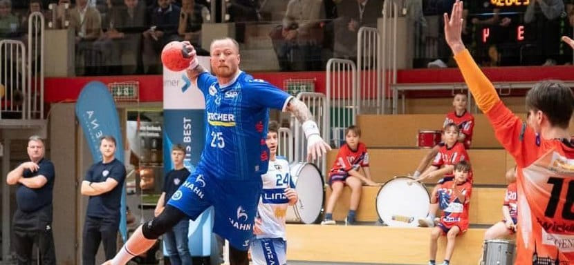 Патрик Цикер и Самуэль Рётлисбергер продолжат защищать цвета "Штутгарта". Даниэль Фернандес покинет команду