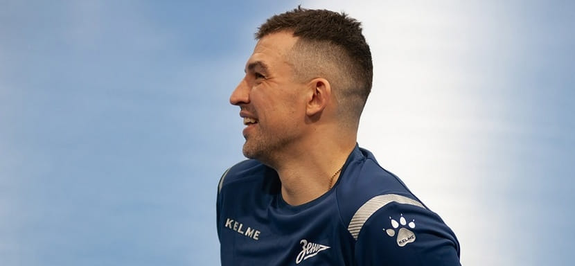 Голкипер Виктор Киреев вновь завоевал звание лучшего игрока петербургского "Зенита" по итогам месяца