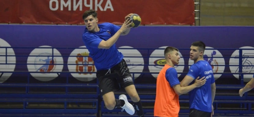 Сегодня стартует мужской чемпионат России: южное дерби в Астрахани и встреча "медведей" из Чехова с новичком Суперлиги из Омска