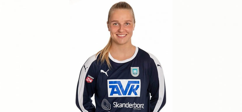 Женская бундеслига. 23-летняя вратарь из датского "Хольстебро" Софи Амали Мот пополнила ряды дортмундской "Боруссии"
