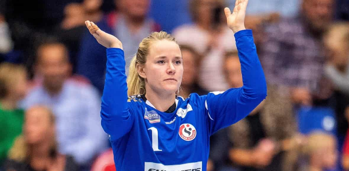 Лига чемпионов. Сэйв Рикке Поульсен после броска Полины Кузнецовой вошел в пятерку лучших по итогам третьего тура