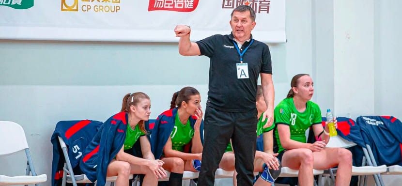 Olimpbet Суперлига. Александр Ревва: "Игроки замены пока не помогают нам в полную силу. Из-за этого от усталости основа делает потери"