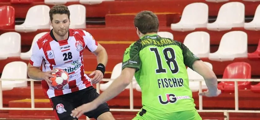 Испания. 36-летний израильтянин Хен Померанц перешел из “Сагунто” в “Пуэнте Хениль”