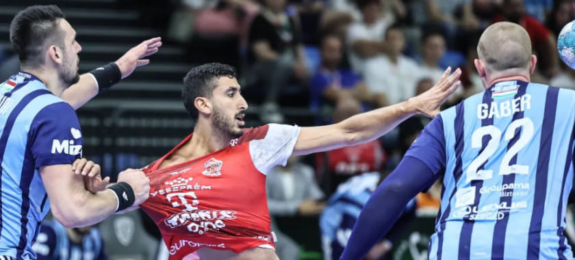 Венгрия. Восемь голов Сергея Марка Косоротова и Никиты Вайлупова помогли "Веспрему" обыграть "Пик" в финале Кубка страны и взять трофей в 4-й раз кряду