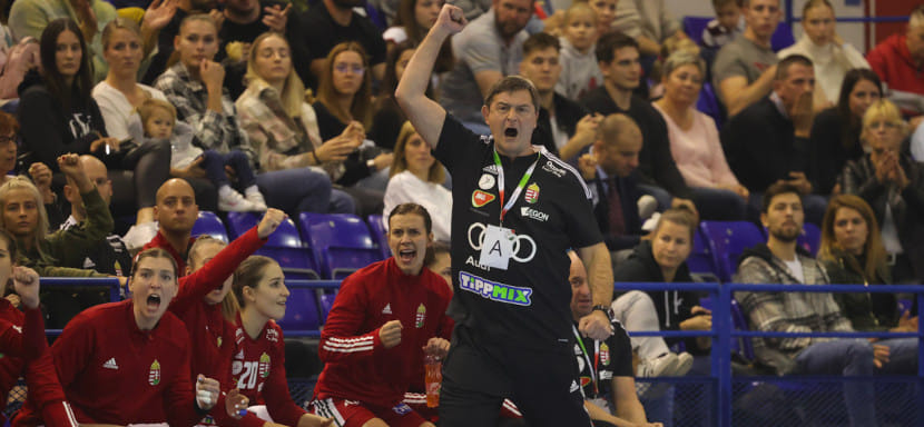 ЧЕ-2022. День дебютов. Головин советует включать голову. Ученицы слушаются