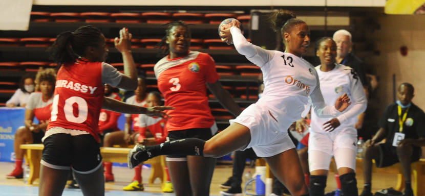 Кубок африканских наций. Сборные Туниса и Сенегала захватили лидерство в группе "А", а сборная Конго разгромила команду Кабо-Верде