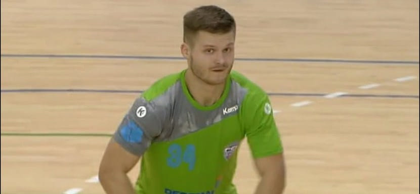 Румыния. Белорусский плеймейкер "Бакэу" Богдан Сергель серьезно травмировал колено и выбыл из строя до конца сезона