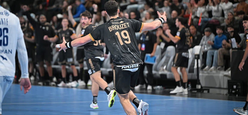 "Экс" обыграл "Дюнкерк" в стартовом матче 9-го тура мужского чемпионата Франции