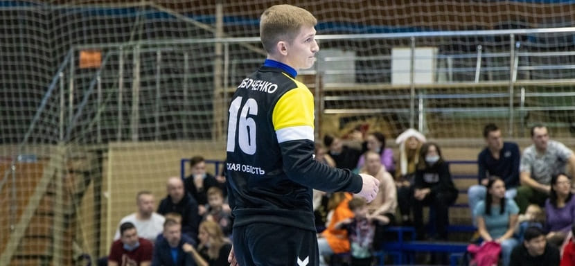 Высшая лига. Омский "Скиф" подписал новый контракт с 23-летним голкипером Ильёй Побоченко