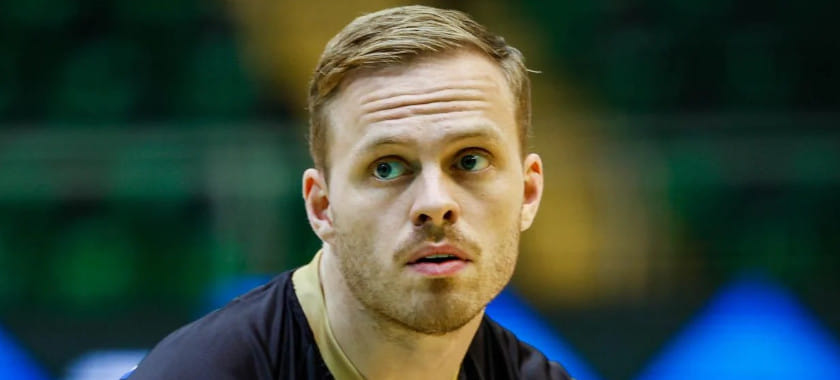 Super Globe. Немецкий "Магдебург" в дополнительное время оказался сильнее "Берлина" и завоевал трофей в третий раз подряд