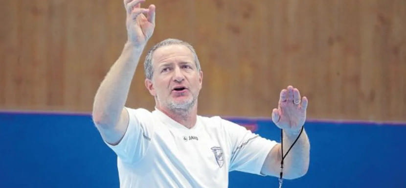 Венгрия. Официально. 54-летний сербский специалист Владан Матич летом станет главным тренером "Чурго"