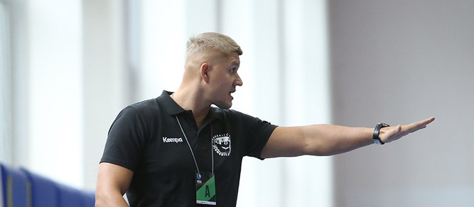 Суперлига. Валентин Бузмаков о поражении от "Чеховских Медведей": "Когда мы сравняли счет, некоторые наши игроки растерялись"