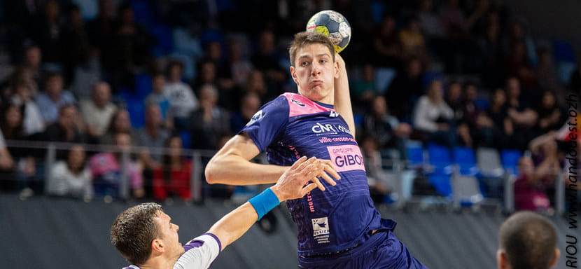 Франция. 22-летний полусредний Матьё Салу, принадлежащий "Ниму", после этого сезона вернётся в "Ренн"