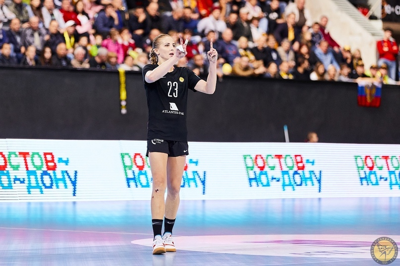 Полусредняя "Ростов-Дона" Регина Калиниченко: "Я как регбист: один раз сыграю и два месяца восстанавливаюсь"