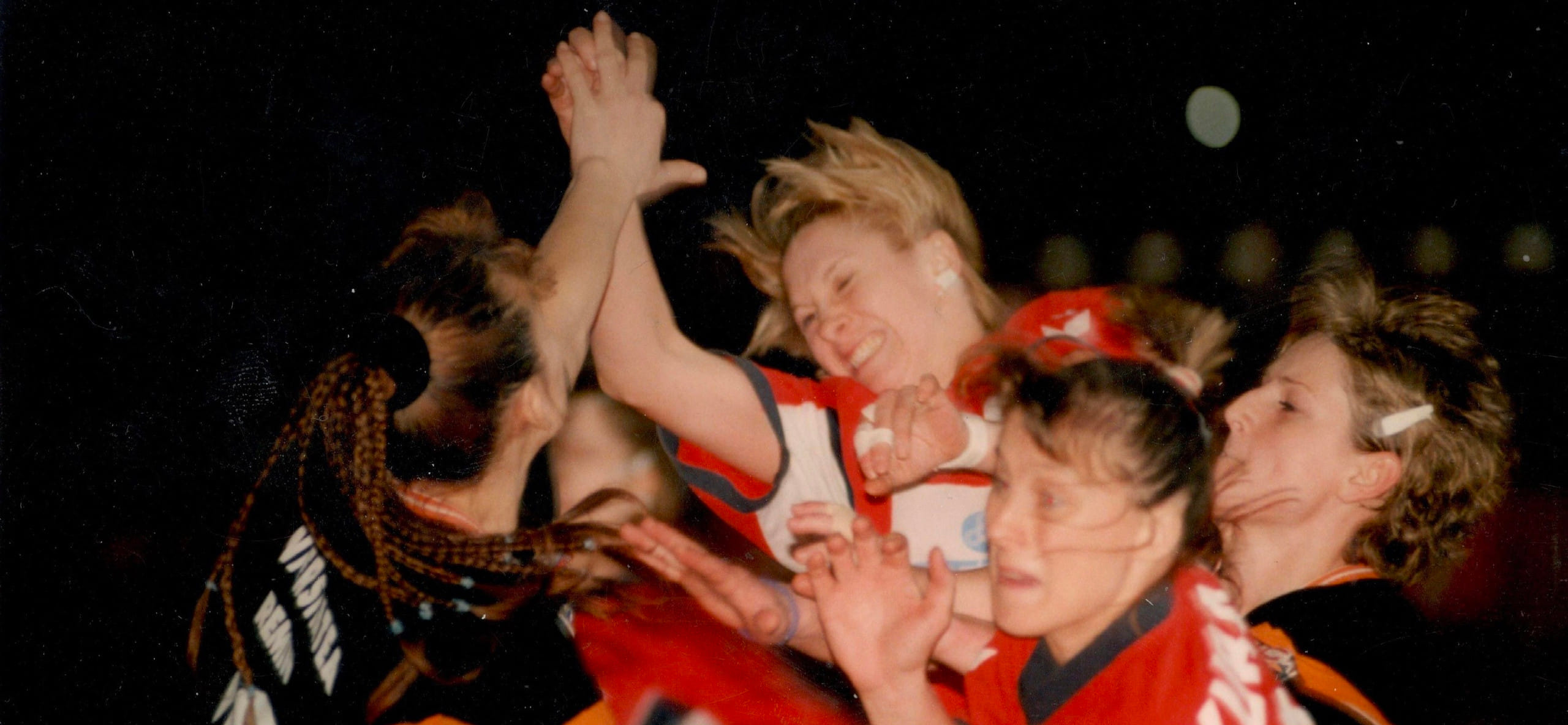 "Кубань": 50 лет вместе! 5-я серия, 1992–2000: финал Кубка кубков, 4 серебра и "хитрый лис" Акопян