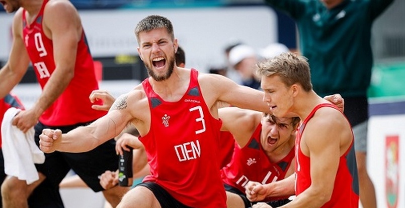 Пляжный гандбол. Чемпионат Европы. Триумфальный финиш датчан. Мужская сборная обыграла норвежцев и завоевала золото вслед за женской