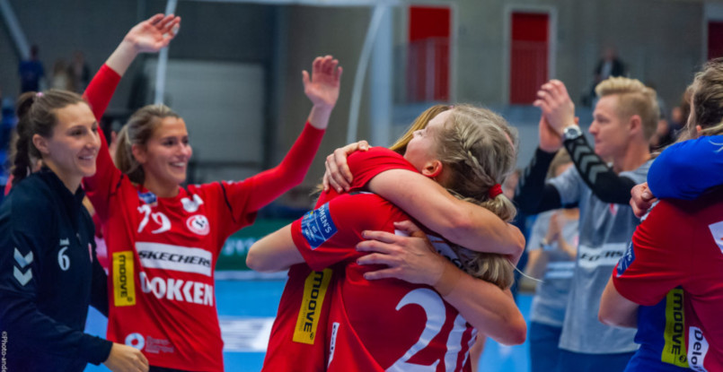 Дания. "Эсбьерг", "Оденсе", "Копенгаген" и "Хернинг-Икаст" добились побед в очередных матчах женского первенства