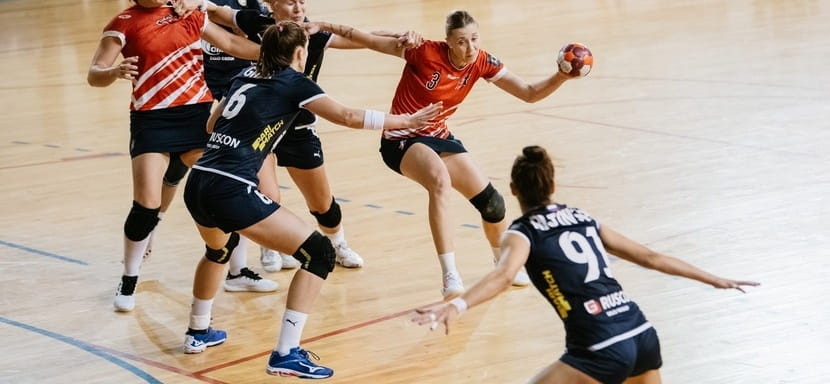 Olimpbet Суперлига. "Реабилитация займет около полугода". Полусредняя "Звезды" Юлия Чернова перенесла операцию на пяточной кости