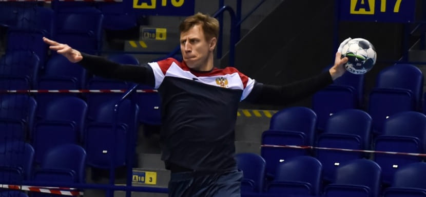 ЧЕ-2022. Даниил Шишкарев: "Перед норвежцами панических настроений нет, белый флаг не приготовили. Будем сражаться за два очка"