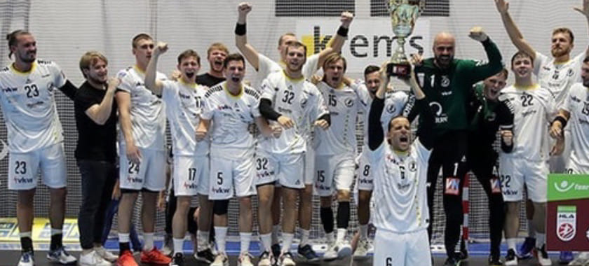 Австрия. Михаил Виноградов в составе "Брегенца" выиграл Суперкубок страны, ставший для клуба первым в истории. По пенальти обыгран "Кремс"