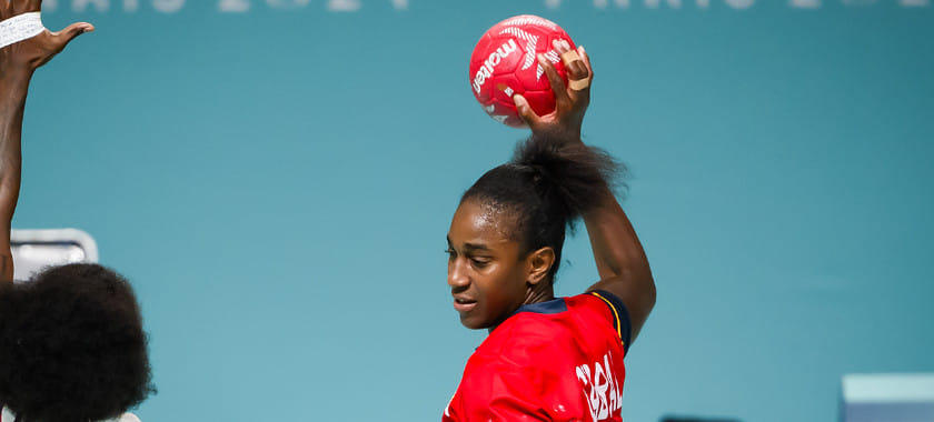 Экс-полусредняя "Ростова" и гандболистка сборной Испании Александрина Кабрал Барбоса объявила о завершении игровой карьеры