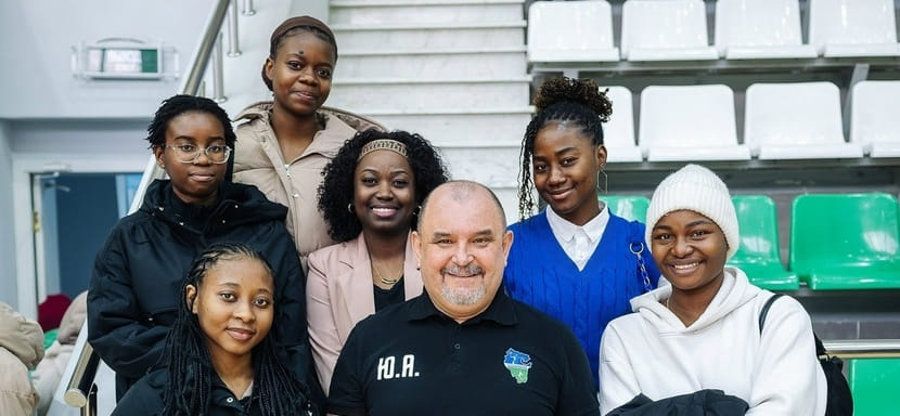 Две представительницы Анголы получили приглашение на просмотр в "Уфу-Алису". Сейчас они студентки БГАУ