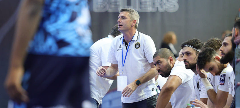 "Экс" объявил имя нового главного тренера — команду возглавил бывший помощник Филиппа Гардена Эрик Форетс. Сам Гарден перешёл на руководящую работу