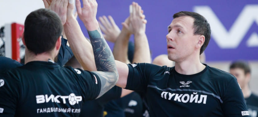 Роман Цокол: "В прошлом сезоне 1 апреля Константин Игропуло провёл экстренное собрание из-за нарушения режима мной и Олегом Кривенко"