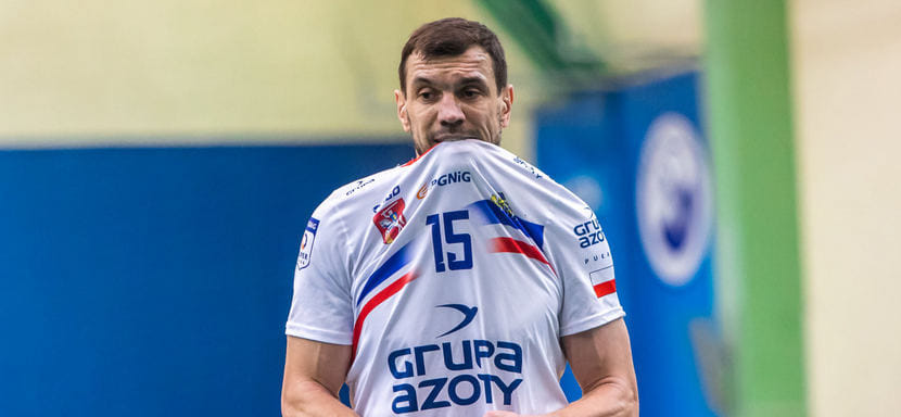 Польша. Капитан "Азотов" Михал Юрецки продолжит защищать цвета клуба, где с нового сезона будет играть россиянин Дмитрий Корнев