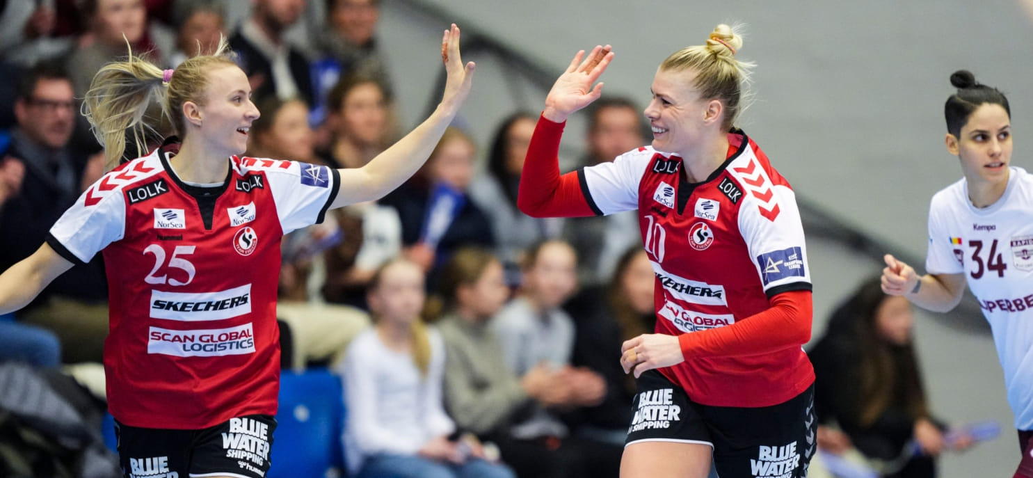 Сегодня пройдут ещё четыре матча в женской Лиге чемпионов. "Бухарест" с Валерией Масловой начинает турнир в датском Икасте