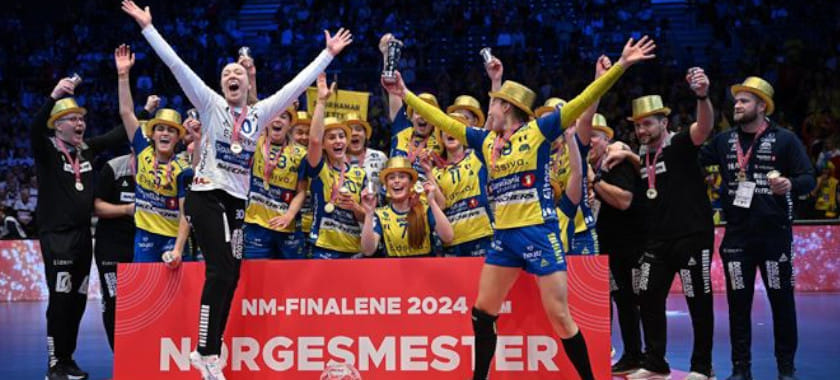 "Сторхамар" по пенальти обыграл "Тертнес" в финале Кубка Норвегии. Клуб всего третий обладатель трофея за последние 17 лет