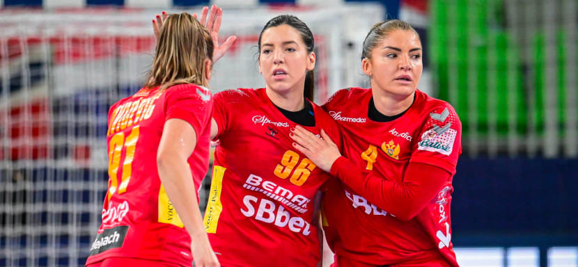 ЧЕ-2022. Итана Грбич: "Почувствовала себя хуже всех в мире, когда получила красную карточку. Была уверена, что это нарушение не заслуживало такого наказания"