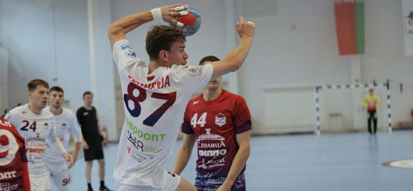 Olimpbet Суперлига. Правый полусредний минского СКА Матвей Удовеня остаток сезона проведёт в ставропольском "Викторе"