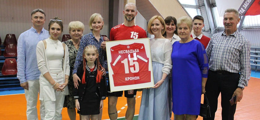 Беларусь. Максим Несвадьба: "Мне не нравится слово "прощальный". Оно очень грустное. Давайте назовём это моим выпускным" (ФОТО)