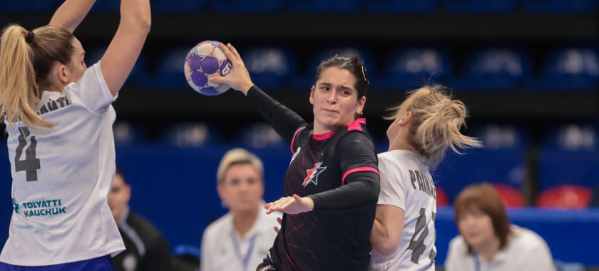 Двое из "Ростова", лидеры летящей "Лады" и бомбардир Зотина. Символическая сборная декабря