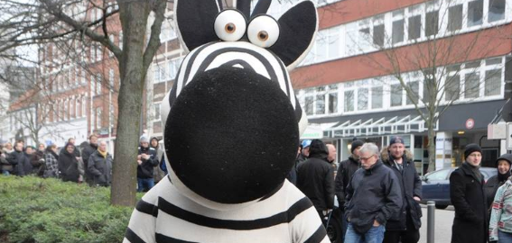 Германия. После 56 лет партнерства с Adidas "Киль" начинает сотрудничество с Hummel 