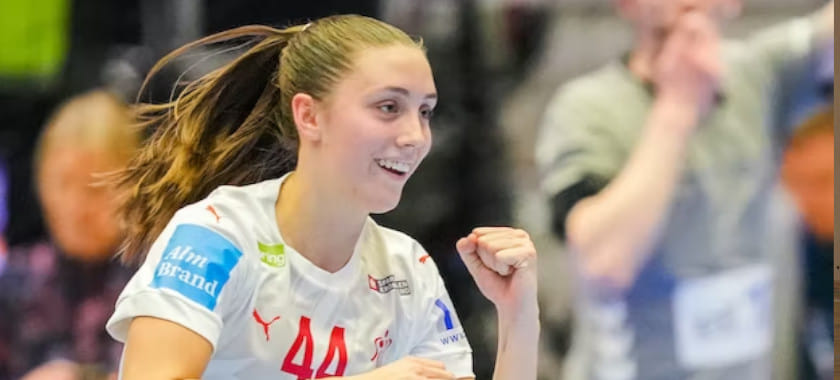 ЧЕ-2022. Крайняя сборной Дании Сесиль Брандт вывихнула сустав голеностопа. На замену вызвана гандболистка "Копенгагена" Андреа Хансен