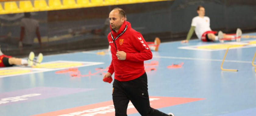 Балканы. Официально. Александр Йович уволен с поста рулевого "Еврофарма Пелистера". Командой будет руководить директор Бранислав Ангеловски