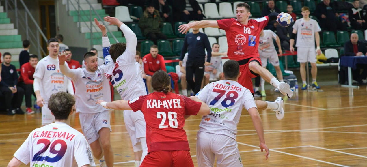 Загадки БГК, реванш СКА, заряженный на атаку "Кронон" и дерзкие "разбойники". Итоги января в Беларуси