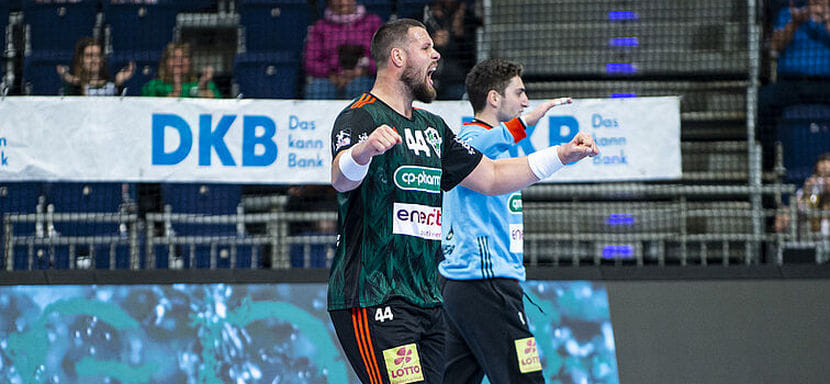 Бундеслига. Хорватский линейный Илия Брозович продолжит защищать цвета "Ганновера", куда перешел в 2017 году из "Киля"