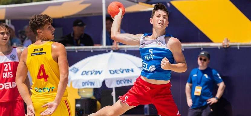 Пляжный гандбол. Юношеская сборная России (U-17) поберется за 5-8-е места. Украинцы пробились в полуфинал чемпионата Европы